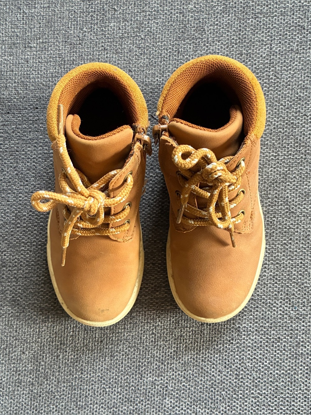 Toddler Boy Fall High Top Shoe Boot Size 27 (10.5)